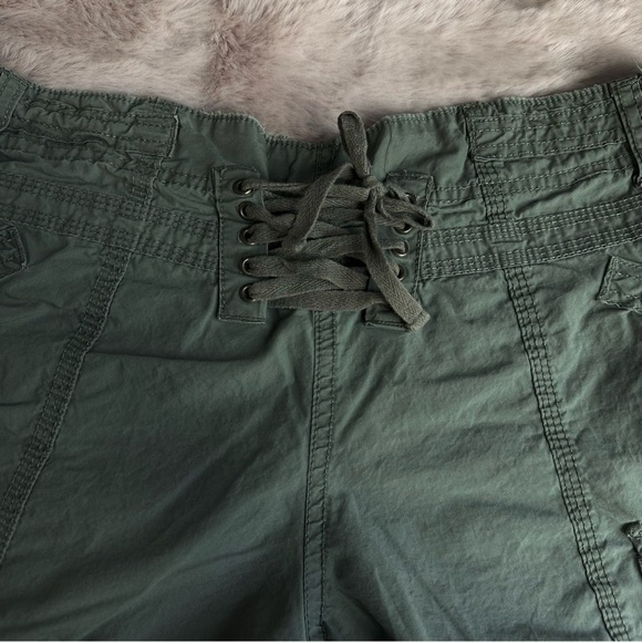 The Vintage Lace Up Cargo Y2K Shorts 🦎 by NoBo; Size 11 - Picture 9 of 9